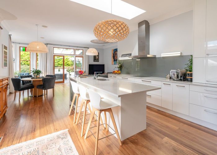  at 79 Cashmere Avenue, Khandallah, Wellington