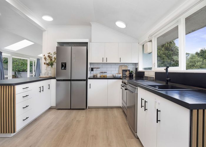  at 18 Rimu Road, Raumati Beach, Paraparaumu