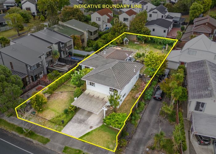  at 102 Grand Drive, Remuera, Auckland