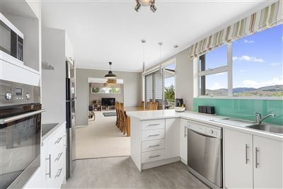  at 31 Spinnaker Drive, Whitby, Porirua