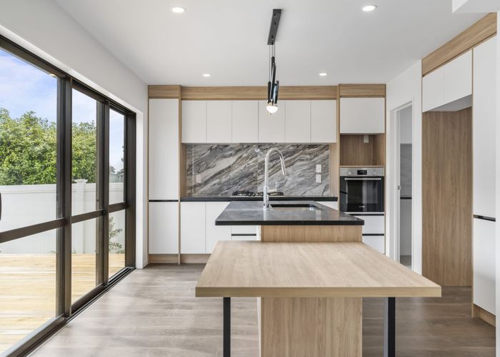  at 135E Te Atatu Road, Te Atatu South, Waitakere City, Auckland