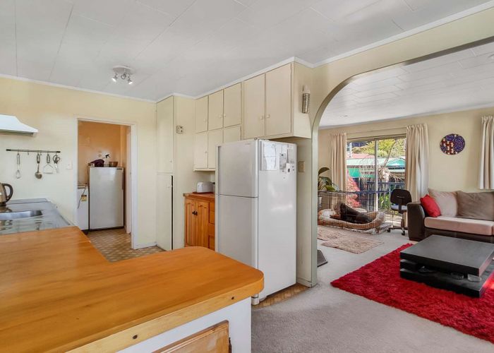  at 20 Mallard Drive, Selwyn Heights, Rotorua