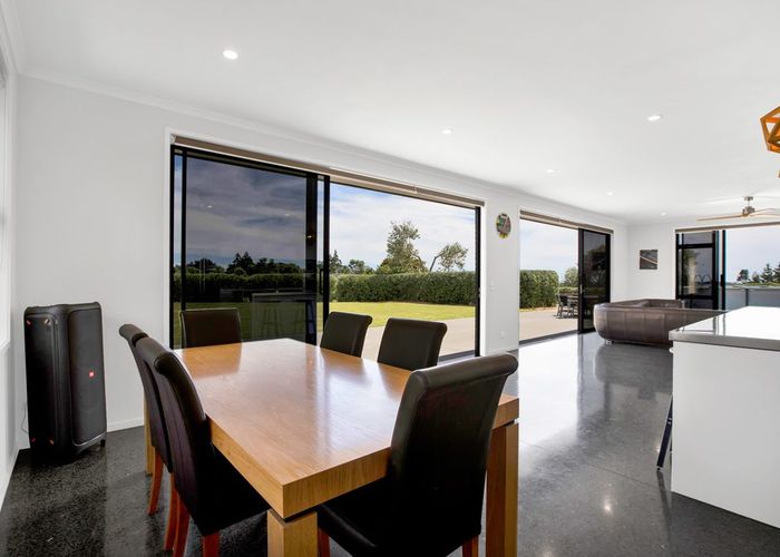  at 135 Sealy Road, Omata, New Plymouth