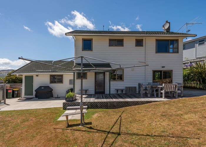  at 10 Abilene Crescent, Churton Park, Wellington