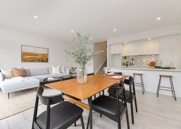  at 19E Tawa Road, Te Atatu Peninsula, Waitakere City, Auckland