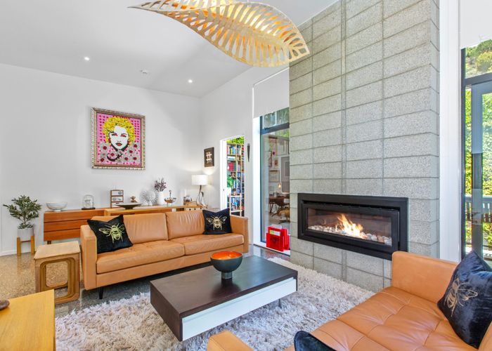  at 14 Cheviot Road, Lowry Bay, Lower Hutt