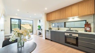  at 3/8 Victoria Street, Ebdentown, Upper Hutt