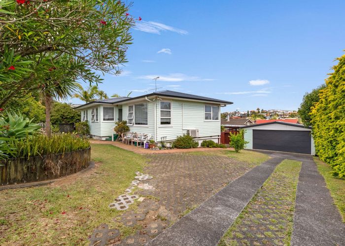  at 32 Kirby Street, Glendene, Auckland
