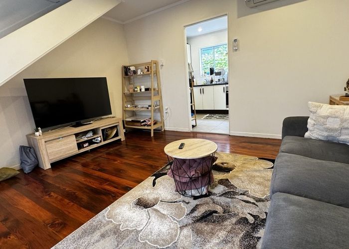  at 9/50 Wynyard Road, Mount Eden, Auckland City, Auckland