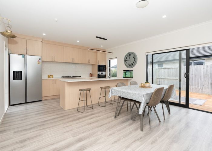  at 2/34 Maggie Place, Chartwell, Hamilton