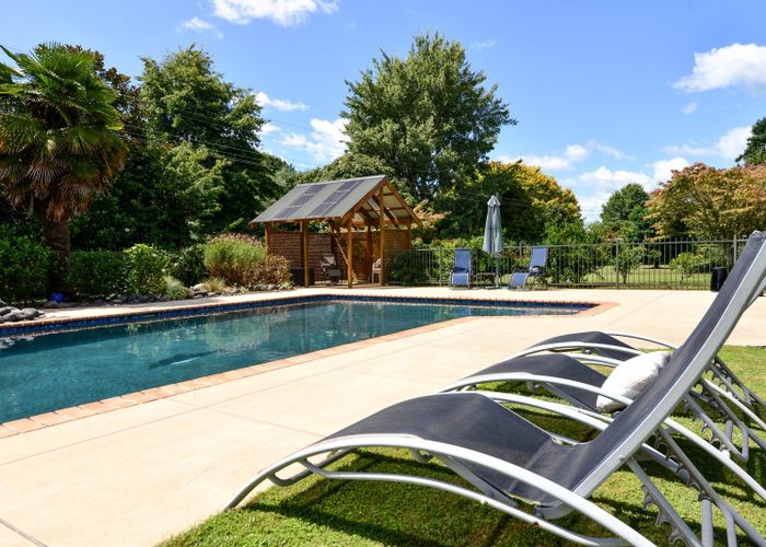  at 14 Rosebanks Drive, Tamahere