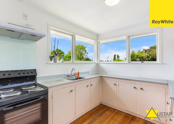  at 11 Palmer Avenue, Glen Eden, Auckland