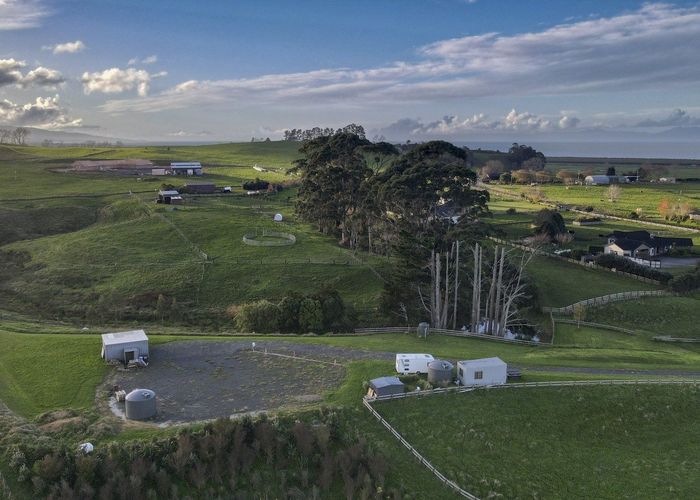  at 683 Back Miranda Road, Pukorokoro / Miranda, Thames