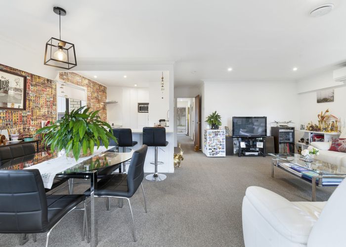  at 2/1A Rimu Road, Mangere Bridge, Manukau City, Auckland