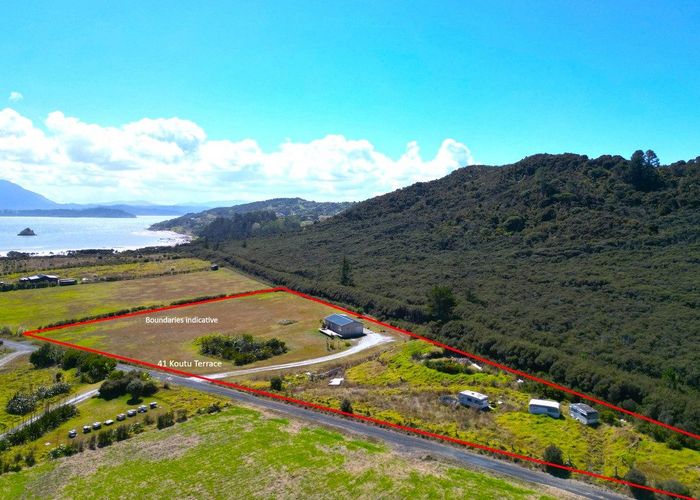  at 41 Koutu Terrace, Opononi, Far North, Northland