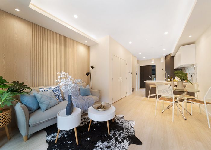  at 8/52 Newington Road, Henderson, Waitakere City, Auckland