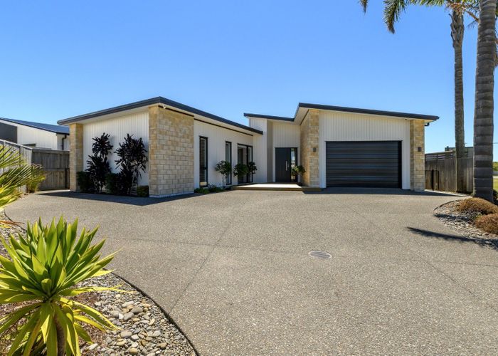  at 71 Montiicola Drive, Papamoa Beach, Tauranga, Bay Of Plenty