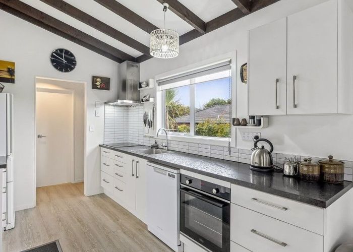  at 497B Te Moana Road, Waikanae, Waikanae