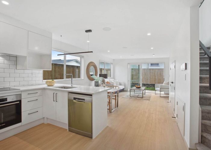  at Lot 8/66 Gardner Avenue, New Lynn, Waitakere City, Auckland