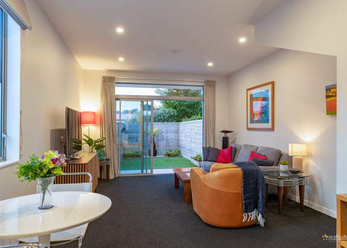  at 1/24 Tamar Street, Island Bay, Wellington