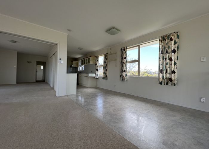  at 53 Juniper Road, Sunnynook, Auckland