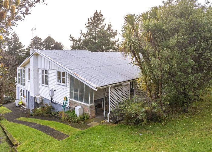  at 49 Wairere Road, Bastia Hill, Whanganui, Manawatu / Whanganui