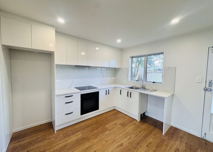  at 2/34 Kelvin Road, Papakura, Papakura, Auckland