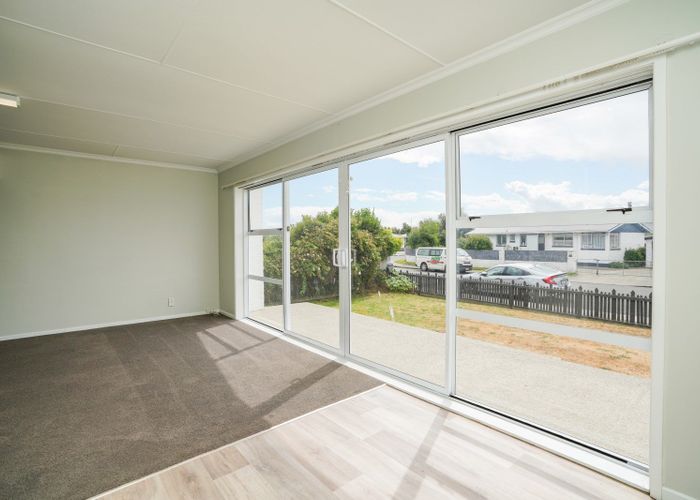  at 17 Boyne Street, Clifton, Invercargill