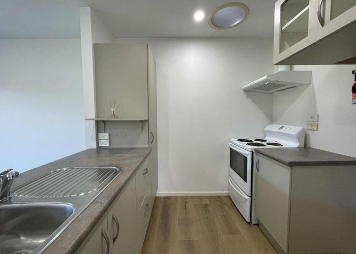  at 4/310 Halswell Road, Halswell, Christchurch City, Canterbury