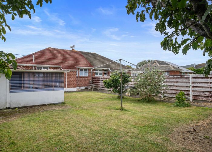  at 60 Dyer Street, Epuni, Lower Hutt