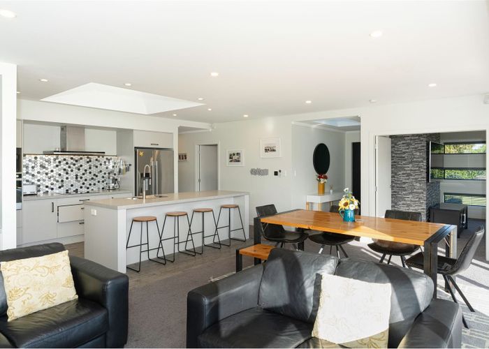  at 73 Muhunoa East Road, Levin