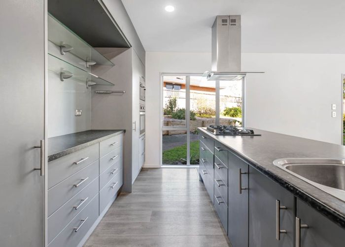  at 20 & 20A Mahoney Drive, Albany, North Shore City, Auckland