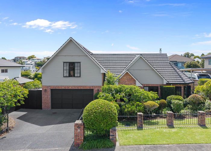  at 9  Kahala Place, West Harbour, Waitakere City, Auckland