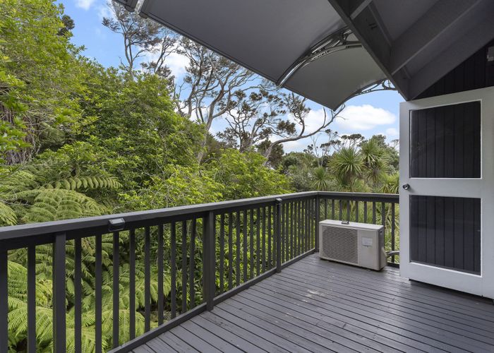 at 4/112 Coronation Road, Hillcrest, North Shore City, Auckland
