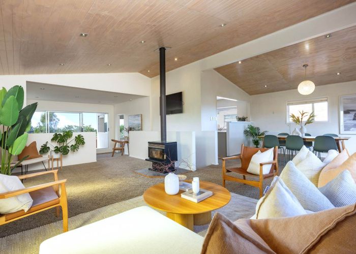  at 16 Arapito Road, Titirangi, Waitakere City, Auckland