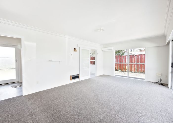  at 6B Sandleigh Road, Hamilton Lake, Hamilton