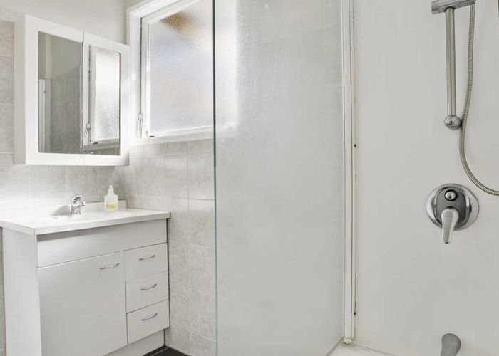  at 48 Finnerty Avenue, Howick, Manukau City, Auckland