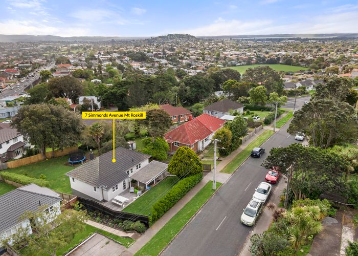  at 7 Simmonds Avenue, Mount Roskill, Auckland