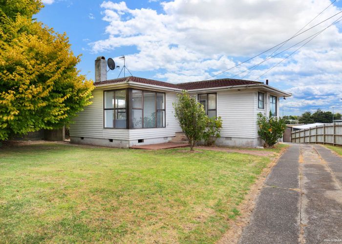 at 27 Boakes Road, Mount Wellington, Auckland