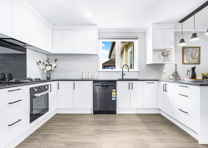  at 33A Normandy Avenue, Melville, Hamilton