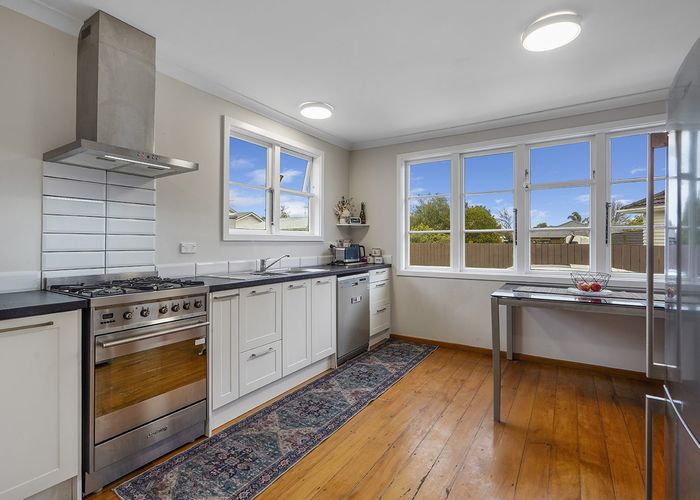  at 12 Le Quesne Place, Fairfield, Hamilton, Waikato