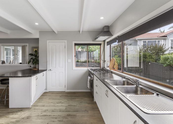  at 34 Arthur Road, Hillpark, Auckland