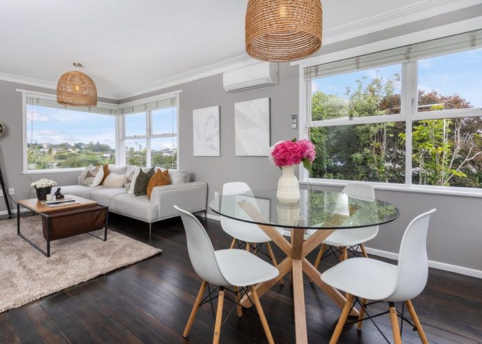  at 8 Currie Avenue, Hillsborough, Auckland City, Auckland