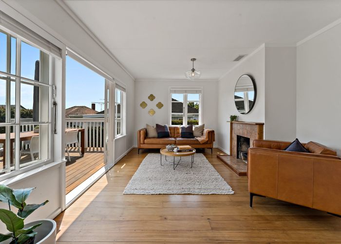  at 48 Tahapa Crescent, Meadowbank, Auckland