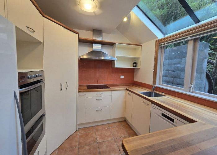  at 34 Moana Road, Days Bay, Lower Hutt