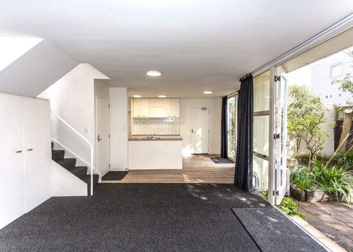  at 1/16 Exeter Street , Merivale, Christchurch City, Canterbury