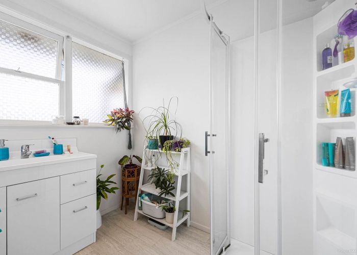  at 1/49 Wolsley Road, Milford, North Shore City, Auckland
