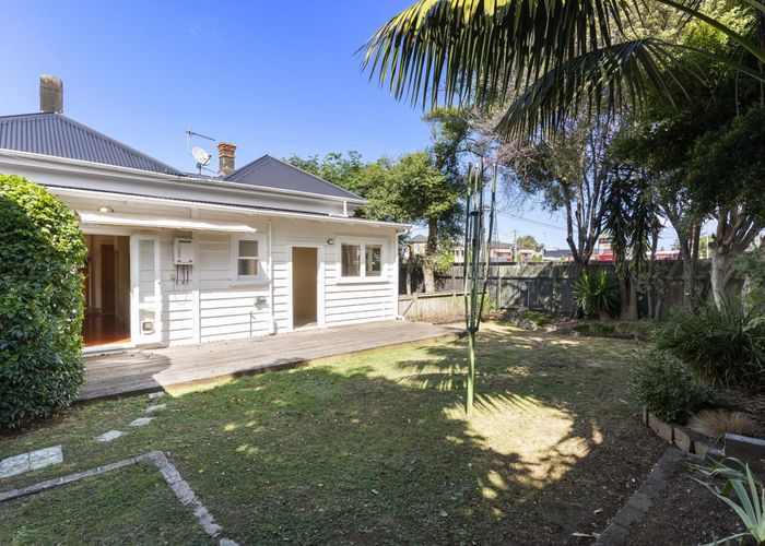  at 12 Mount Smart Road, Royal Oak, Auckland