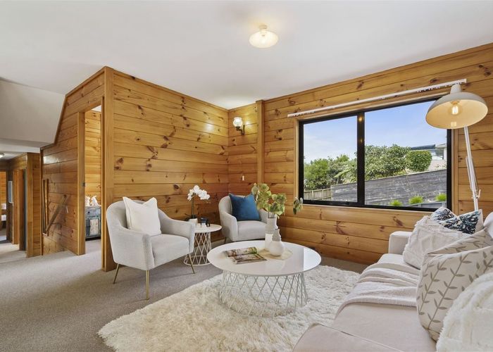  at 11A Sunhaven Drive, Glenfield, North Shore City, Auckland