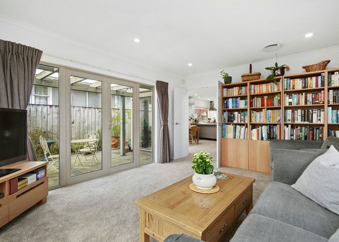  at 12 Cambridge Street, Tawa, Wellington